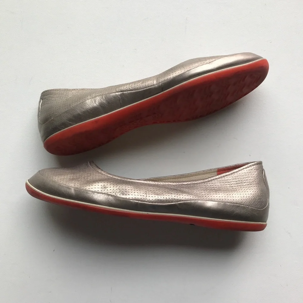 ecco Metallic Silver Flats Loafers Comfort Shoes - Picture 6 of 6
